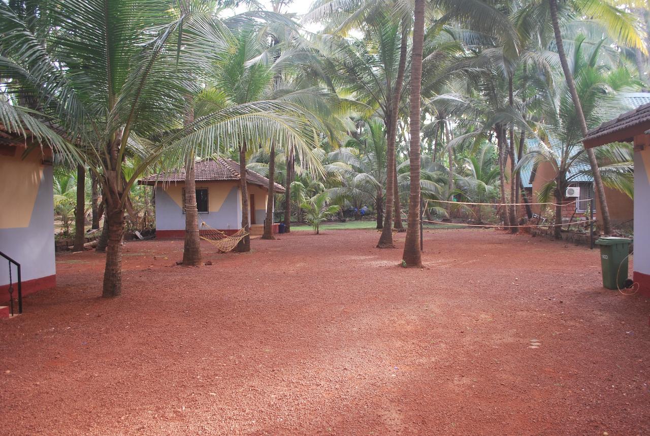 Pears Beach Resort Dāpoli Exterior foto