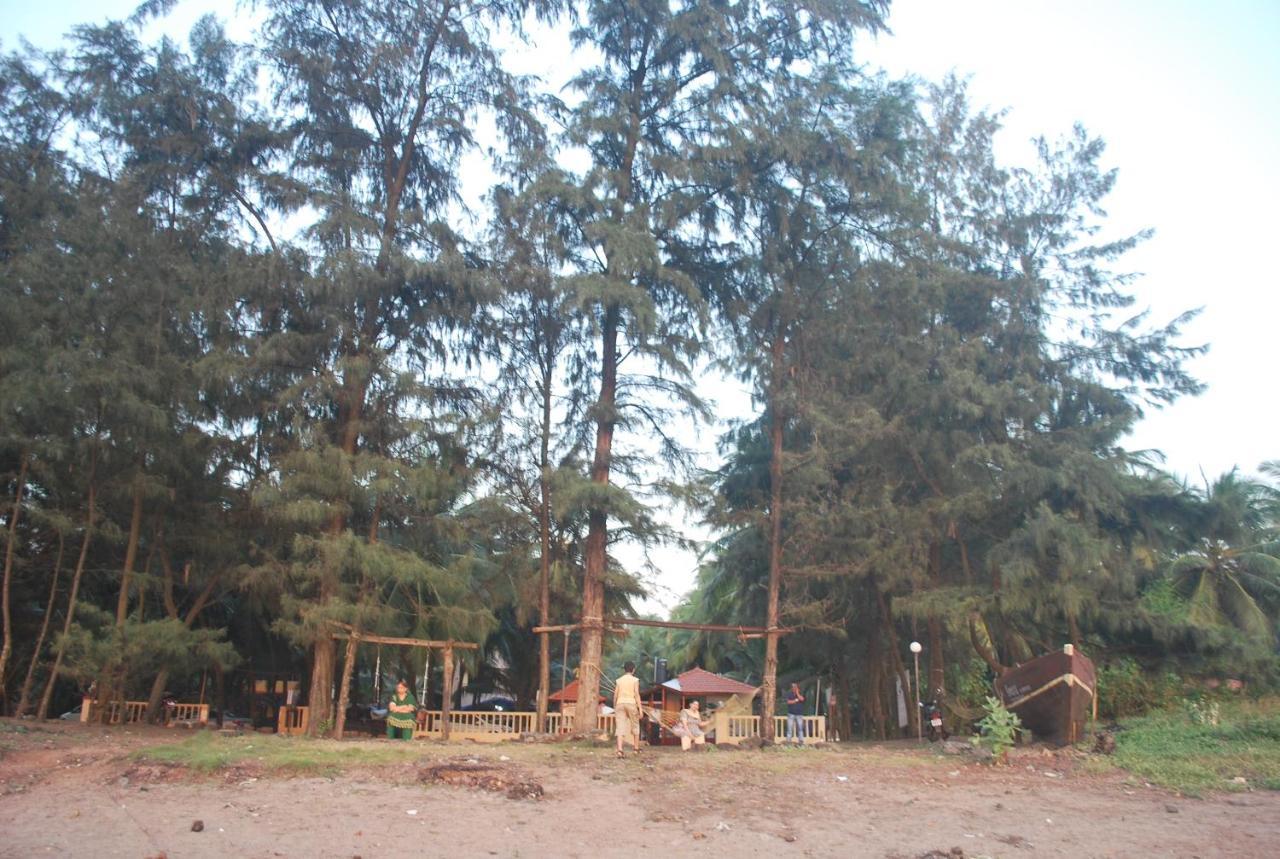 Pears Beach Resort Dāpoli Exterior foto