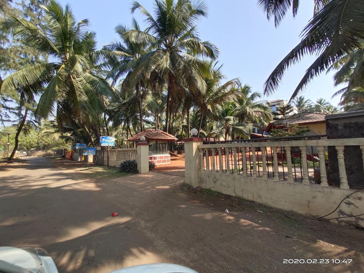 Pears Beach Resort Dāpoli Exterior foto